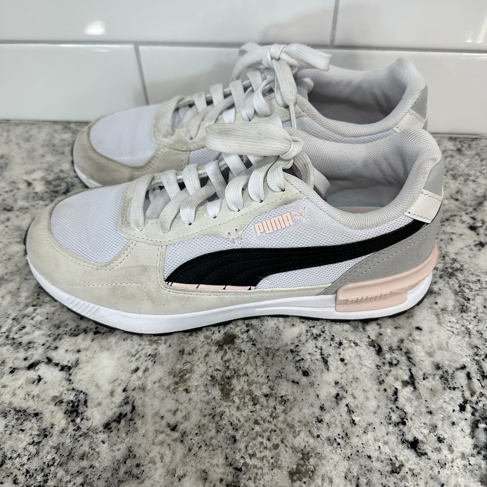 Puma Gravitation women's size 7.5 white peach athletic casual sneaker‎